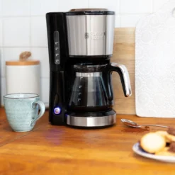 Russell Hobbs Mini-Kaffeeautomat 24210-56 23773016002 -Kaffeegenuss Verkaufsgeschäft 207cba4c2790cf45450d0afa29b85867