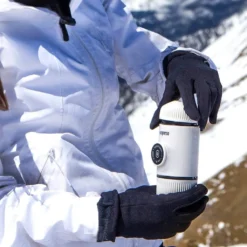 WACACO Nanopresso Tragbare Espressomaschine, Mit Nanopresso-Etui, Upgrade-Version Von Minipresso, Reisekaffeemaschine, Kaffee-To-Go, Manuell Betrieben, Weiß, Nachhaltig -Kaffeegenuss Verkaufsgeschäft 2367198c884b6abb03de1d472de3f10a