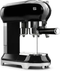 SMEG Espresso Kaffeemaschine Schwarz ECF01BLEU -Kaffeegenuss Verkaufsgeschäft 48cc6155b9a3365d5bfcc17c6586c45e