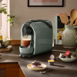 Tchibo Cafissimo Pure Kaffeemaschine Kapselmaschine Inkl. 30 Kapseln Für Caffè Crema, Espresso Und Kaffee, Arctic Green -Kaffeegenuss Verkaufsgeschäft 76933941b112877cd9d00e9ceb9fe112