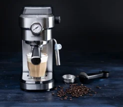 GASTRONOMA 18110001 Espressomaschine Baristo. Siebträgermaschine Mit 15 Bar Druck Und Milchaufschäumer -Kaffeegenuss Verkaufsgeschäft 8d74831c3782434eea210aed29a06cb3