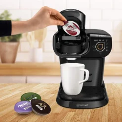 Bosch TASSIMO TAS6502 My Way 2 Kaffeemaschine Schwarz + 20€ Gutschein + 1 Packung Latte Macchiato -Kaffeegenuss Verkaufsgeschäft a2c3c6211265029ffd216c2ef1c56565