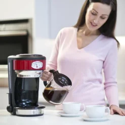 Russell Hobbs 21700-56 Retro Ribbon Red Kaffeemaschine -Kaffeegenuss Verkaufsgeschäft ac901ab112152bc70b7f79b149add3d2