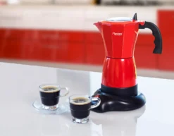 Bestron Elektrischer Espresso-Kocher Mit 360° Basis, Viva Italia, Für 6 Espressotassen: 180 Ml, 480 Watt, Aluminium, Farbe: Rot -Kaffeegenuss Verkaufsgeschäft b1cd52c0ca336025c1301d8fe2b0b488