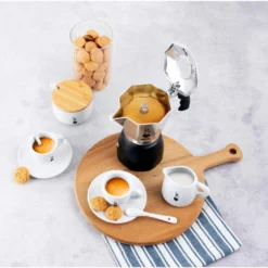 Bialetti Brikka 4 Tassen -Kaffeegenuss Verkaufsgeschäft b6332deb7ea9f603abd457114766a3db