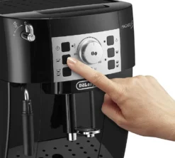 De'Longhi DeLonghi ECAM 22.110B MagnificaS Kaffeevollautomat Schwarz -Kaffeegenuss Verkaufsgeschäft c100a26ce6b76d8a6ca47ff343b93d93