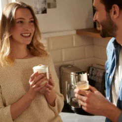 Tchibo Siebträger Espressomaschine „Lapressa“, Mit Doppelauslauf Und Milchaufschäumdüse (15 Bar, 980ml Wassertank), Inkl. Zwei Doppelwandigen Sieben, Für Espresso Und Milchschaum, Edelstahl -Kaffeegenuss Verkaufsgeschäft f4340e0391f15df1b772eb2481ec72ea